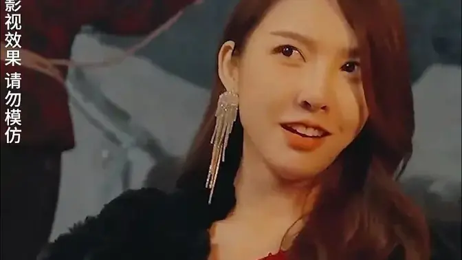 阙龙的传奇之旅：一部融合奇幻与现实的史诗级冒险电影解析